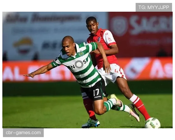 萨维奇防守稳健,助力球队后防线固若金汤 萨维奇防守稳健,助力球队后防线固若金汤