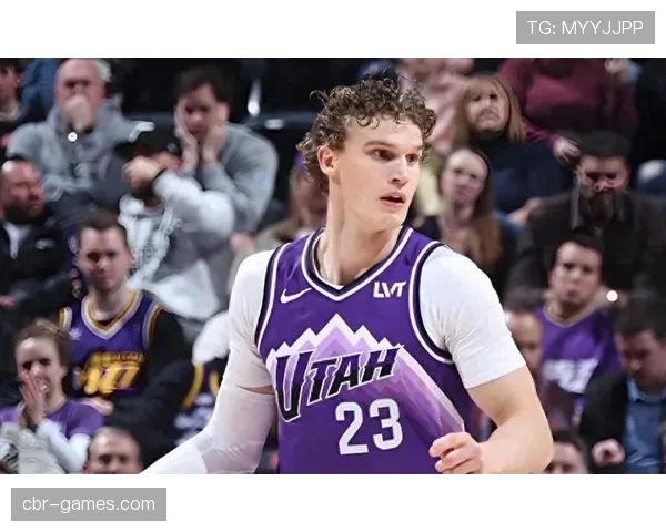 马尔卡宁无球牵制力提升，拉开空间改变爵士进攻结构